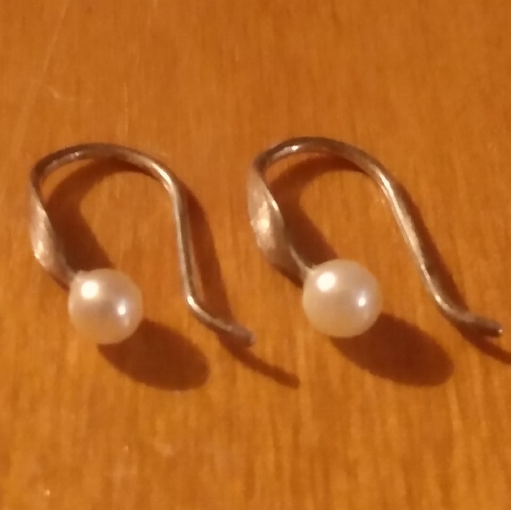 Vintage Levin Designer Pearl Earrings 925 Signed
